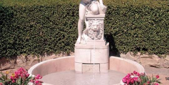 Fuente de jardín Atenea